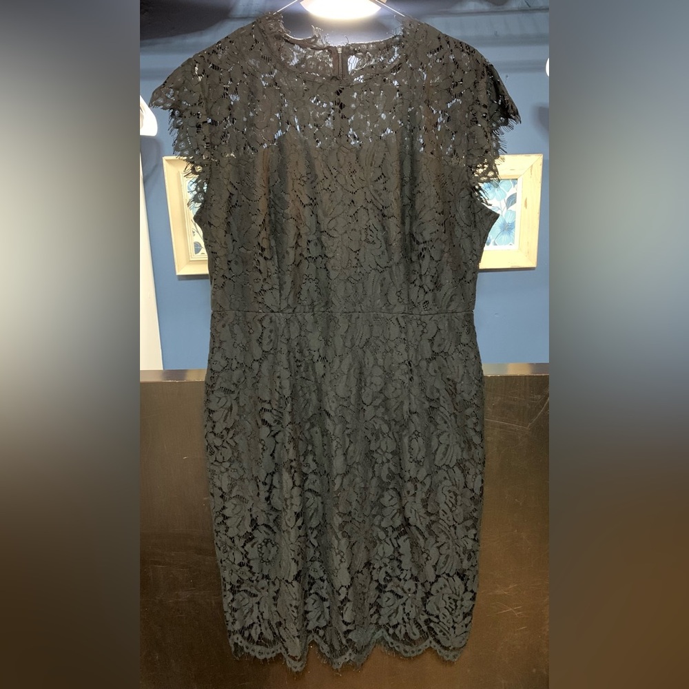 Elegant Black Lace Dress